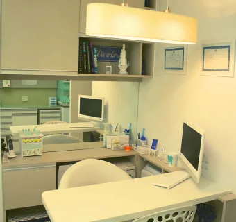 3 FOTO CLINICA MOBILE aparelho dentário